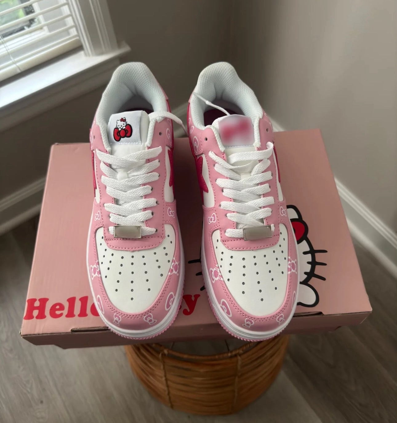 Hello kitty shoes