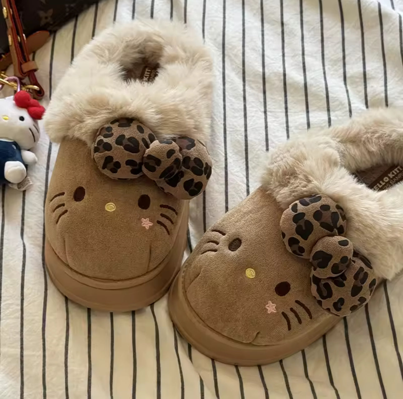 Viral Hello Kitty Fluffy Slippers
